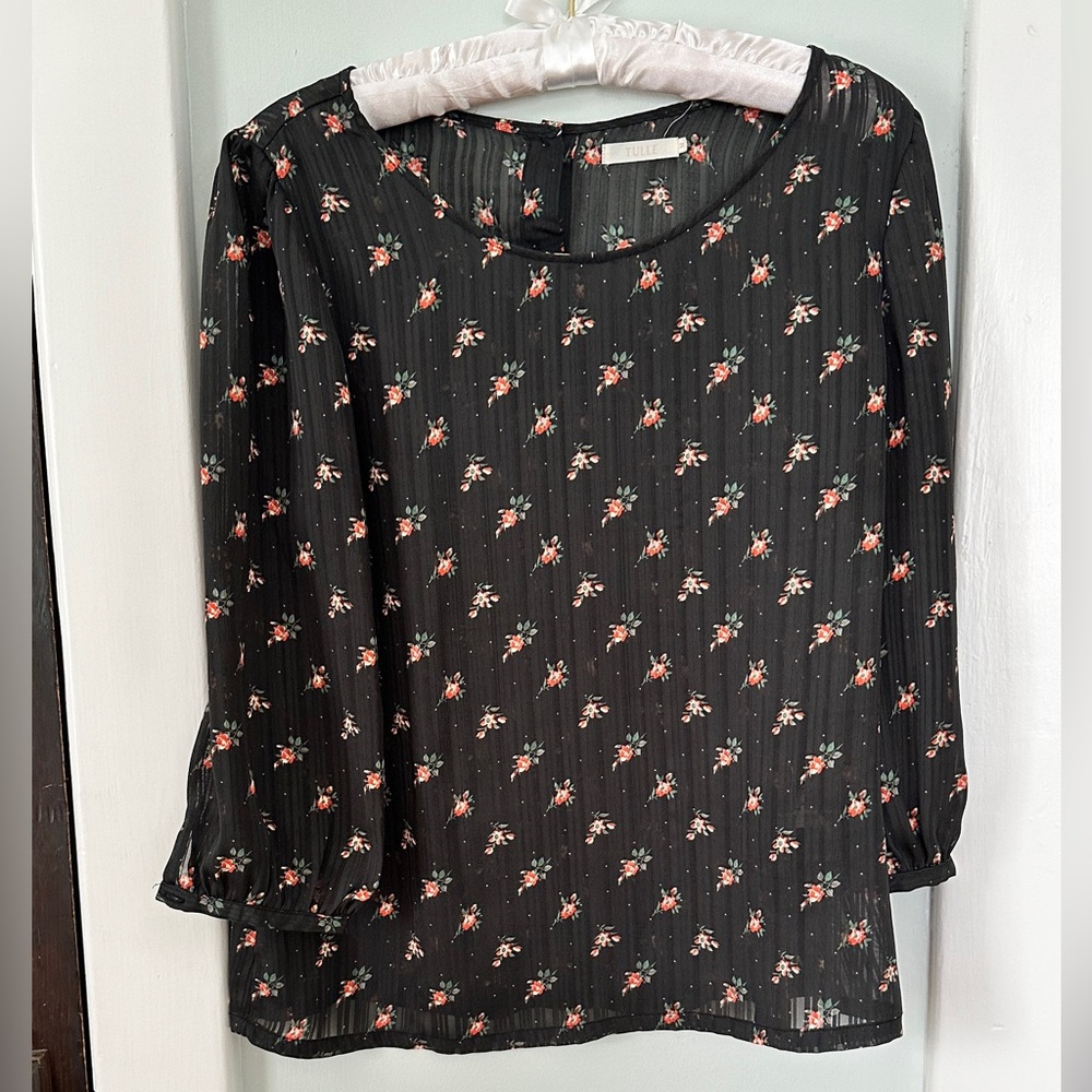 Women’s Tulle brand blouse, size medium
